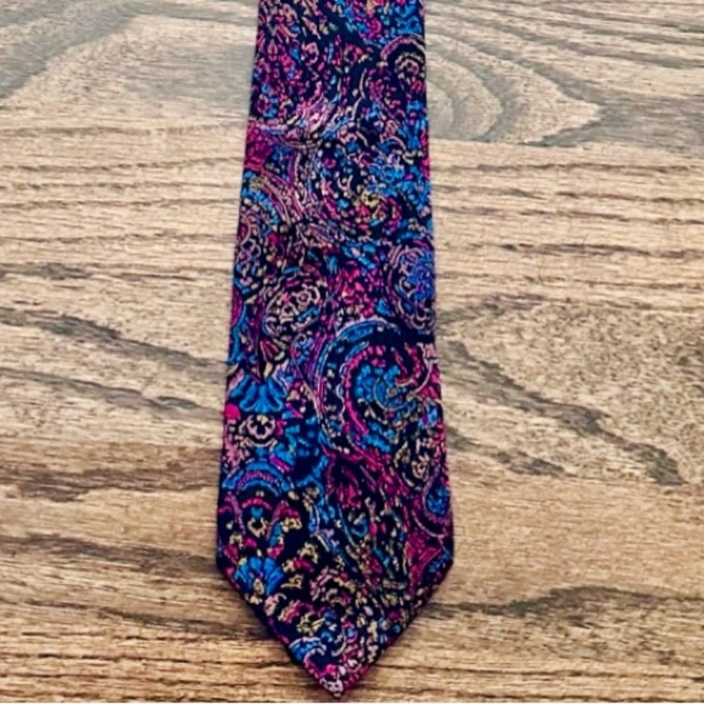Vintage NINA RICCI Paris Silk Tie